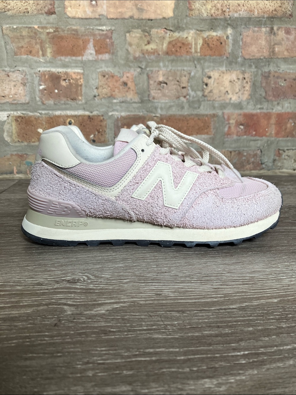 New Balance 574 women's  "Rose Sugar" and "Permafrost" colorway.